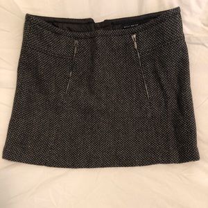Grey/ black mini skirt